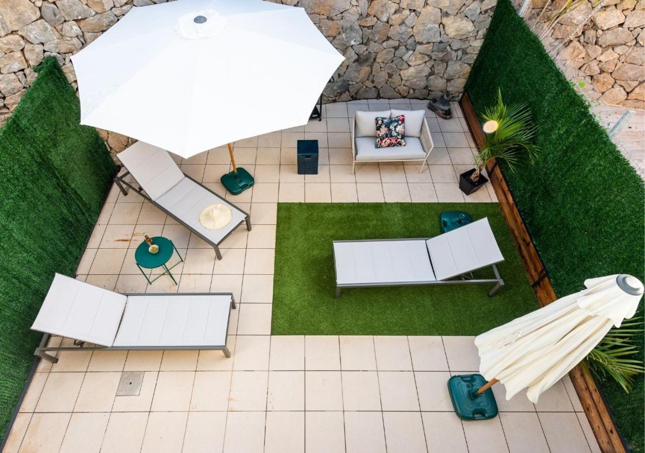 Вилла Family House With Patio And Communal Pool Санта-Урсула Экстерьер фото