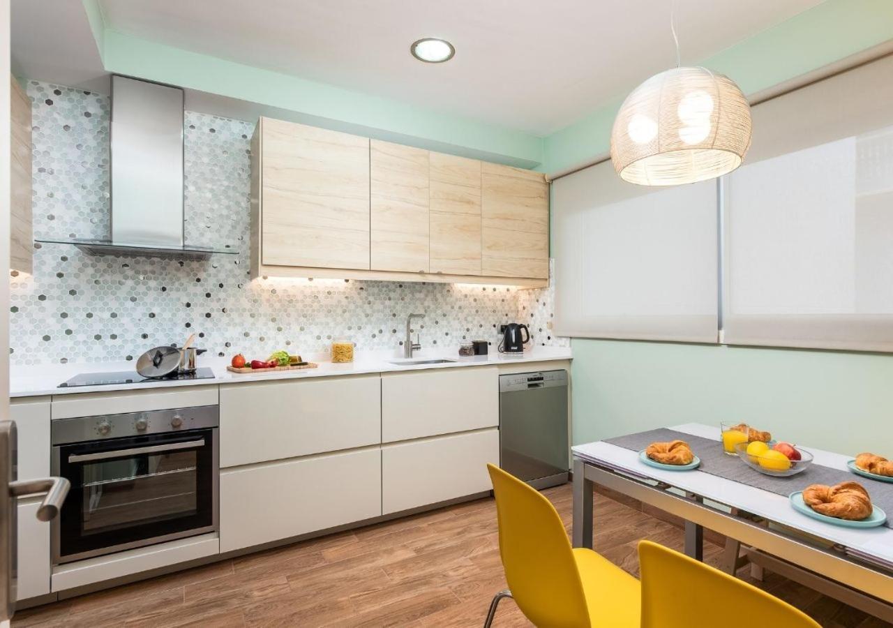 Вилла Family House With Patio And Communal Pool Санта-Урсула Экстерьер фото