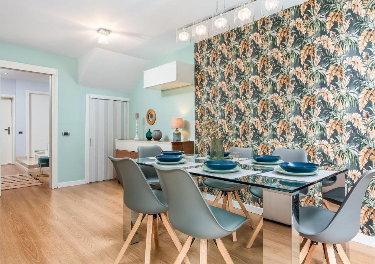 Вилла Family House With Patio And Communal Pool Санта-Урсула Экстерьер фото